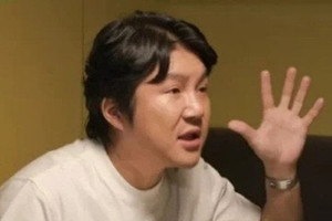 '조폭 연루 논란' 조세호, 근황 포착..수척해졌네