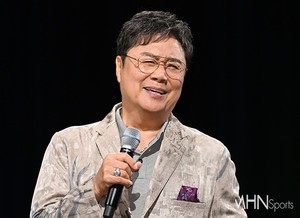 남진, 허벅지 칼에 찔렸다…가해자와 아는 사이