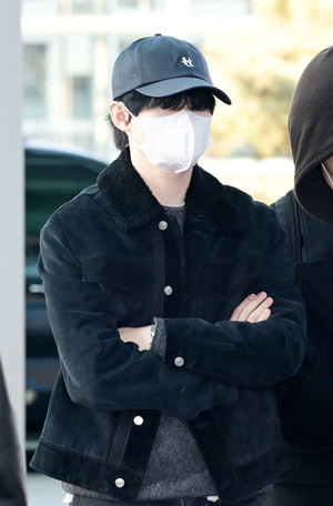 [포토] 엔시티드림 천러 '머리카락 사이로 보여요'