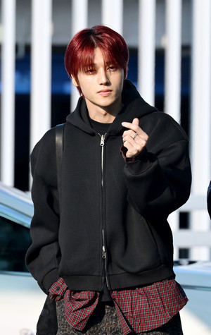 [포토] 에이티즈 우영 '머리색만큼 불타는 하트'