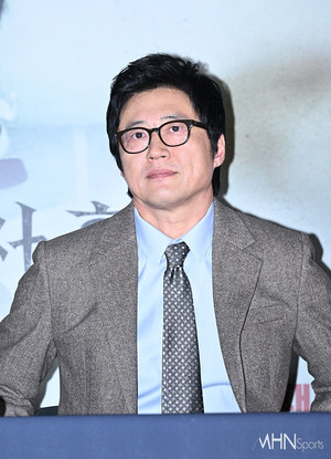 박신양, "배우 은퇴"…무거운 입장