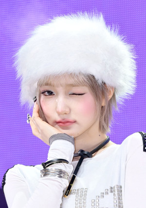 [포토] 키키 지유 '매혹 윙크'