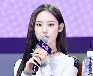 [포토] 키키 이솔 '모든 세대를 아우르는 음악 전달하고 싶어'