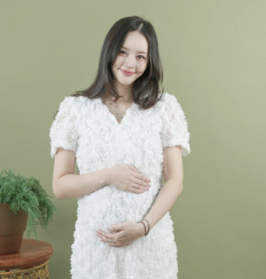 '아이돌 미모' KCM 아내, 인플루언서 행보...5일 만에 1000명 돌파