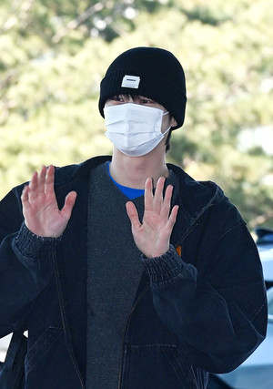[포토] 변우석 '다음엔 마스크 안 낄게요'