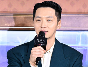 [포토] 티파니영과 결혼 앞둔 변요한 '잘 살겠다'