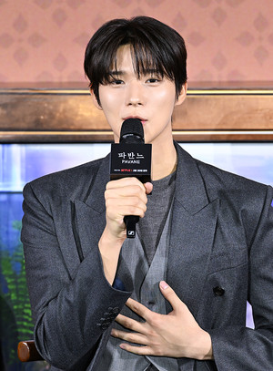 [포토] 문상민 '인생 첫 영화는 파반느'