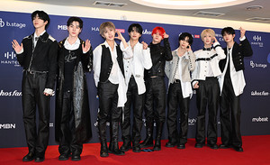 [포토] 에잇턴 '서로 다른 매력'