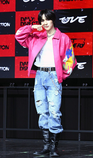 [포토] 데일리디렉션 김주형 '코를 만지는 동작이 포인트'