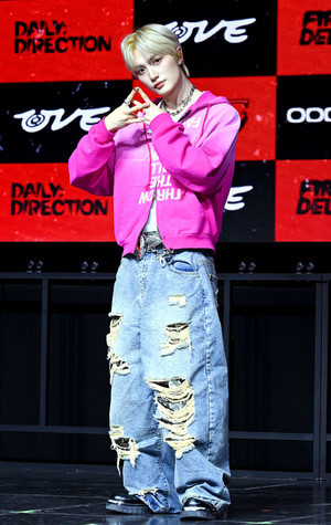 [포토] 데일리디렉션 이반 '데뷔했어요'