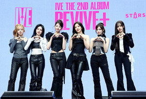 [포토] 아이브 '정규 2집 활동 기대해'