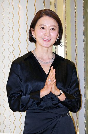 [포토] 김희애 '우아함 끝판왕'