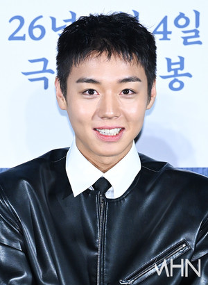 Relationship Revealed Between Jang Young-ran and 'Live with the King' Star Park Ji-hoon