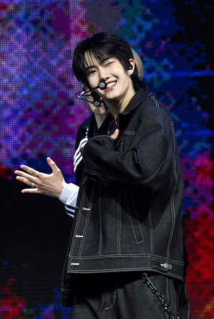 [포토] 튜넥스 아틱 '귀여운 윙크'