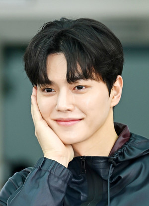 [포토] 송강 '출국하는 꽃미남'