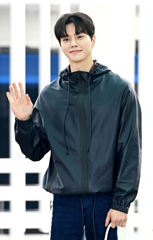 [포토] 송강 '손바닥만한 얼굴'