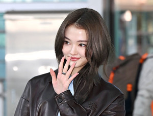 [포토] 미야오 엘라 '파리 다녀올게요'