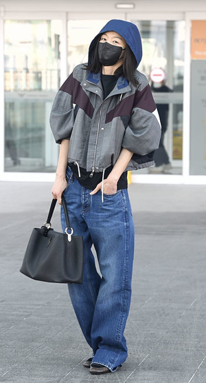 [포토] 전지현 '힙하게 출국'