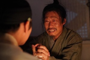 '왕과 사는 남자' - 의도로 시작된 인연, 진심으로 완성된 '필연' [MHN 무비 리포트]