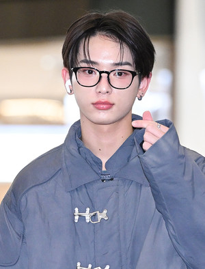 [포토] 앤팀 하루아 '청순 하트'