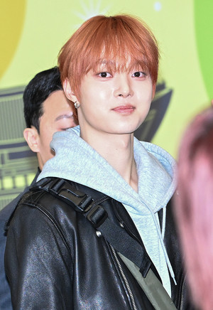 [포토] 앤팀 의주 '다정한 눈빛'