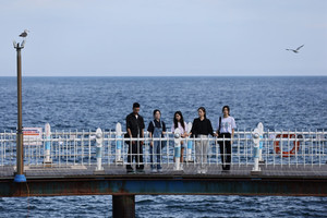 '10대 필독서' 영화화→개봉전부터 난리났다… '청춘들을 향한 위로' 담아낸 韓 영화