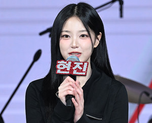 [포토] '이달소 현진에서 레이턴시 현진으로 돌아왔어요'