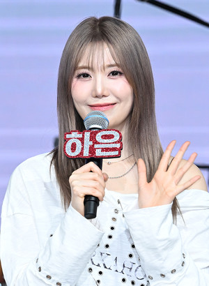 [포토] 레이턴시 하은 '잘부탁드려요'