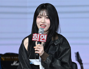 [포토] 레이턴시 희연 '솔로 기타리스트에서 밴드로!'