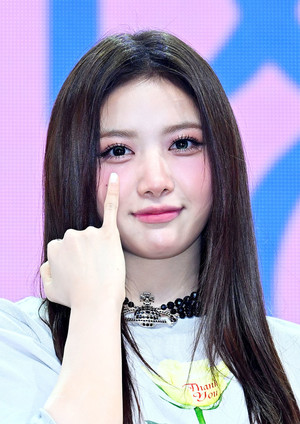 [포토] 베이비돈크라이 쿠미 '눈물 포즈'