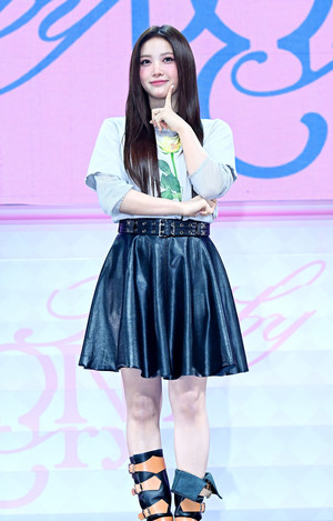 [포토] 베이비돈크라이 쿠미 '달달한 미소'