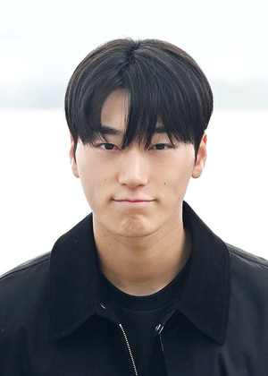 [포토] 에이티즈 산 '입꾹꾹이 하는 천둥호랑이'