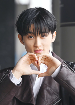 [포토] NCT 마크 '시즈니♥'