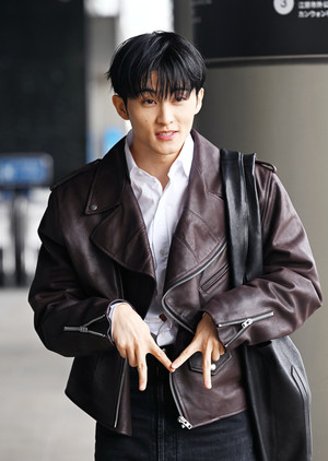 [포토] NCT 마크 '마크 포즈 해줘야겠지?'