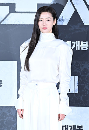 [포토] 전지현 '자체발광'