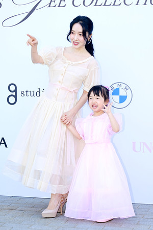 [포토] 이정현 '귀요미 딸과 함께'