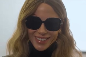 납치된 어린 딸, 주어진 시간 단 '12시간'...흑화한 엄마의 복수극 ('와일드캣')