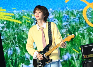 [포토] 케이텐 '하츠웨이브 기타리스트'