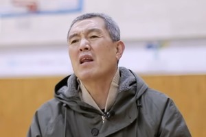 '비운의 농구선수' 추한찬, 205cm 큰 키로 주목→고시원 생활…안타까운 근황 ('특종세상')