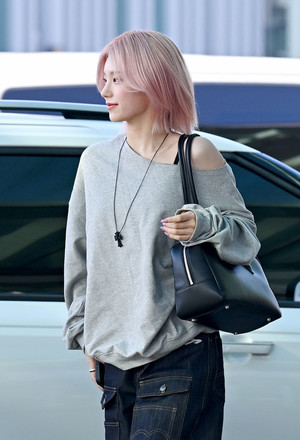 [포토] 있지 예지 '눈을 사로잡는 핑크헤어'