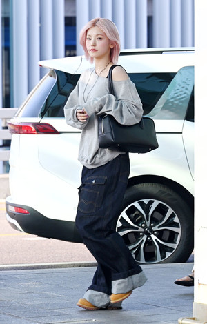 [포토] 있지 예지 '눈에 확 띄잖아'