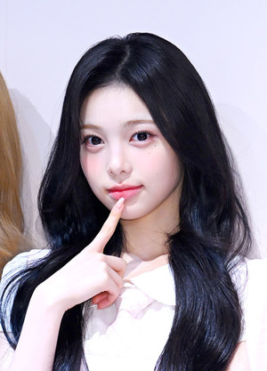 [포토] 하츠투하츠 이안 '예쁘지'