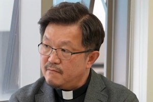 '이혼' 홍진경, 200평 사무실서 활짝…또 돈방석