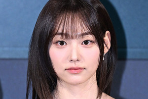 강미나가 아이오아이 10주년 프로젝트 불참 이유를 밝힌 보도 이미지