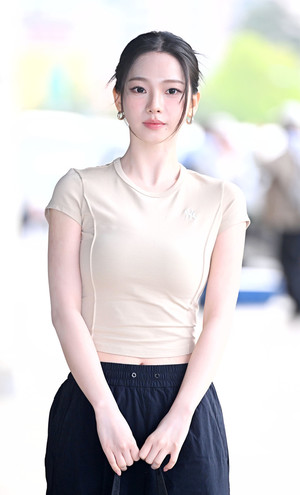 [포토] 에스파 카리나 '예뻐 예뻐'