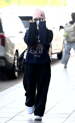 [포토] 트와이스 다현 '오랜만에 콘서트 참석하러 가요'