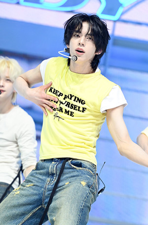 [포토] 투어스 도훈 '슬랜더 몸매'