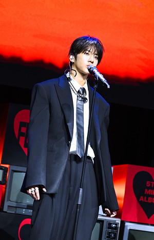 [포토] 82메이저 남성모 '소멸할듯한 얼굴'