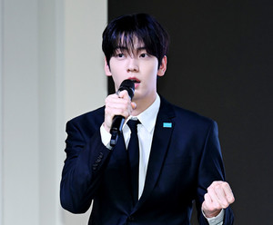 [포토] 투모로우바이투게더 수빈 '투게더 포 투모로우 함께해요'