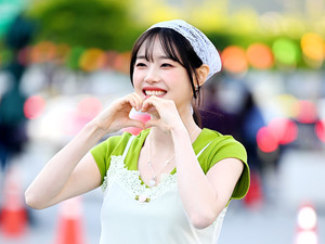 [포토] 츄 '광화문광장에서도 깨물깨물'